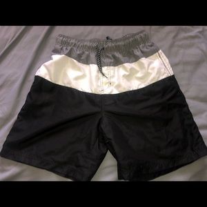 Men’s medium swim trunks